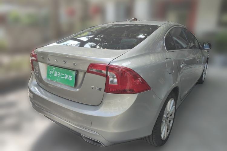 Used Volvo S60 New Energy 2015 S60L E-Drive Hybrid T6 Smart Drive Edition Rear Right 45 Deg