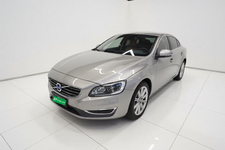Volvo S60 New Energy 2015 S60L E-Drive Hybrid T6 Smart Drive Edition с пробегом Guazi used car, China used car export, Used car for sale, Used cars, Cheapest cars for sale