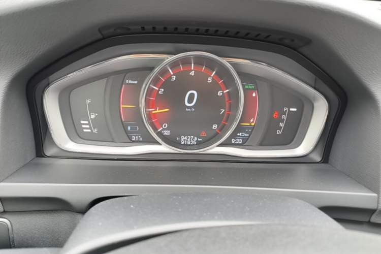 Used Volvo S60 New Energy 2015 S60L E-Drive Hybrid T6 Smart Drive Edition Instrument Cluster