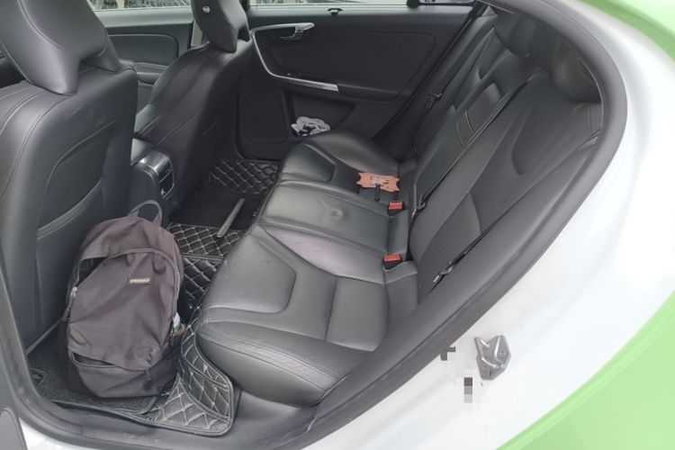 Used Volvo S60 New Energy 2015 S60L E-Drive Hybrid T6 Smart Drive Edition Left Rear Seat
