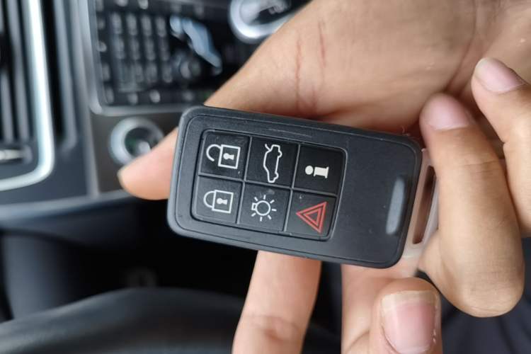 Used Volvo S60 New Energy 2015 S60L E-Drive Hybrid T6 Smart Drive Edition Vehicle Key