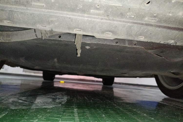 Used Volvo S60 New Energy 2015 S60L E-Drive Hybrid T6 Smart Drive Edition Chassis Front