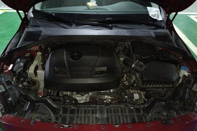 Used Volvo S60 New Energy 2015 S60L E-Drive Hybrid T6 Smart Drive Edition Engine Bay