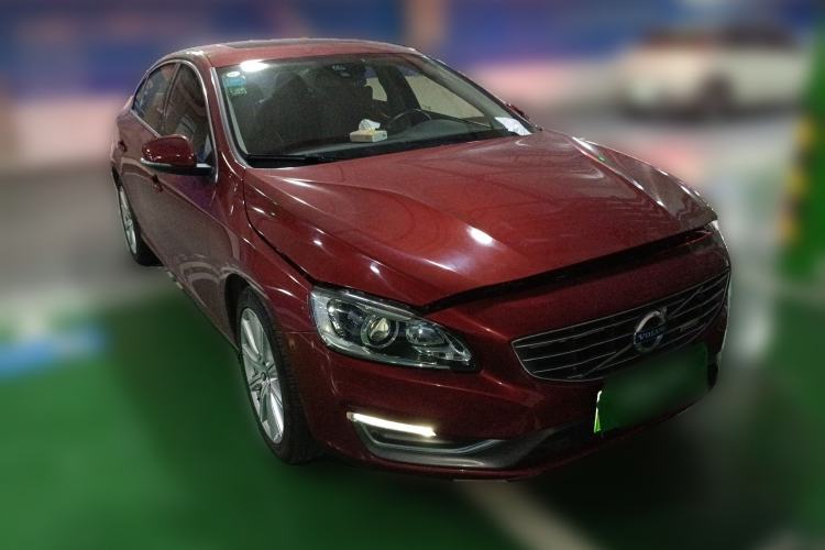 Used Volvo S60 New Energy 2015 S60L E-Drive Hybrid T6 Smart Drive Edition Front Right 45 Deg