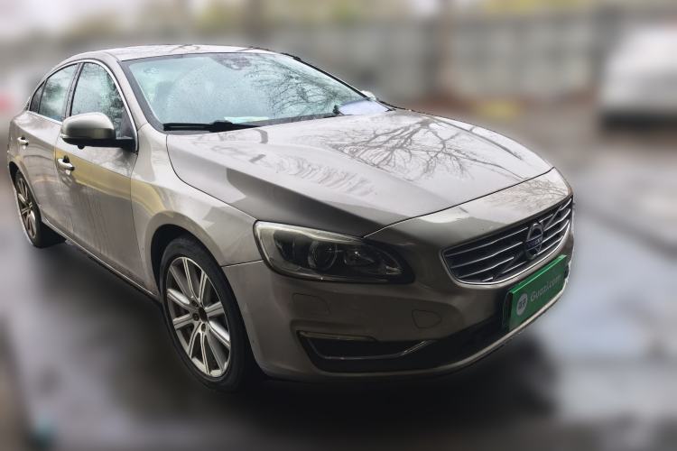Used Volvo S60 New Energy 2015 S60L E-Drive Hybrid T6 Smart Drive Edition Front Right 45 Deg