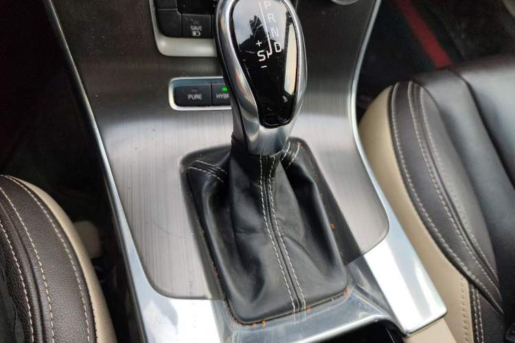 Used Volvo S60 New Energy 2015 S60L E-Drive Hybrid T6 Smart Drive Edition Gear Lever