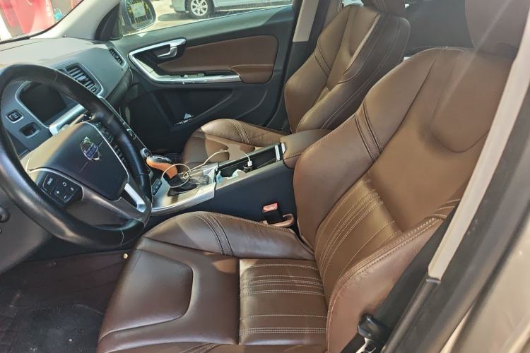 Used Volvo S60 New Energy 2015 S60L E-Drive Hybrid T6 Smart Drive Edition Left Front Seat