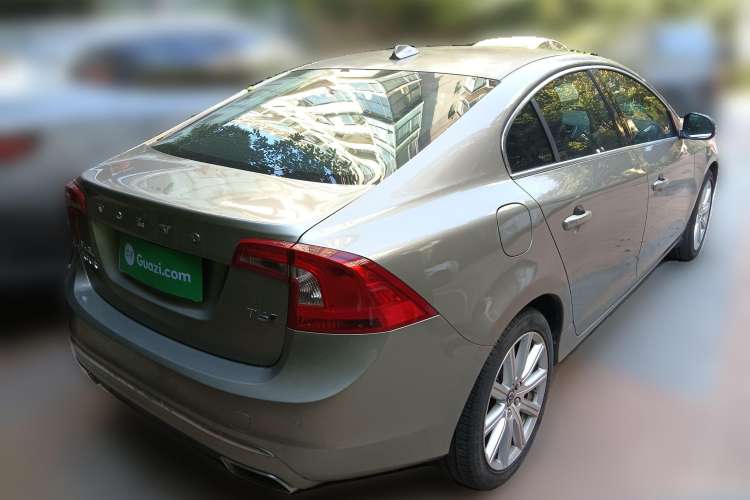 Used Volvo S60 New Energy 2015 S60L E-Drive Hybrid T6 Smart Drive Edition Rear Right 45 Deg