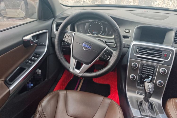 Used Volvo S60 New Energy 2015 S60L E-Drive Hybrid T6 Smart Drive Edition Steering Wheel