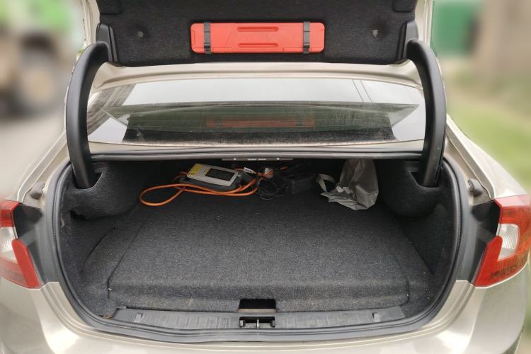 Used Volvo S60 New Energy 2015 S60L E-Drive Hybrid T6 Smart Drive Edition Trunk