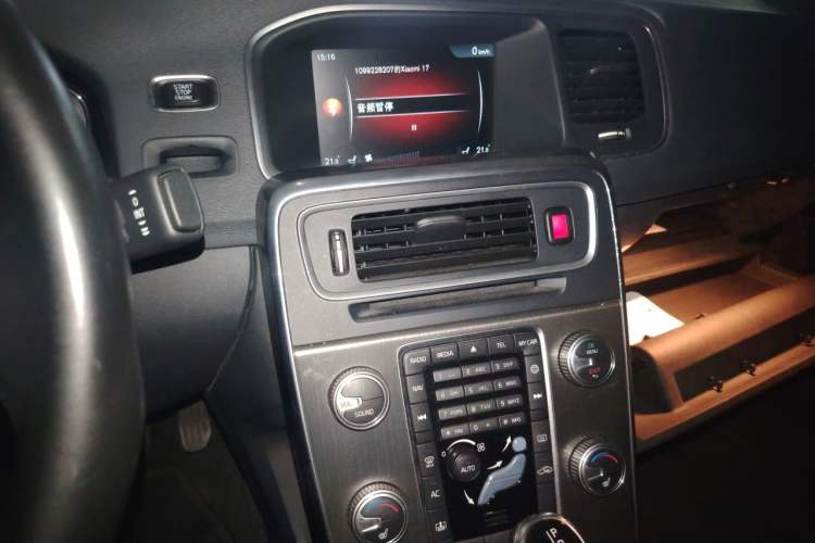 Used Volvo S60 New Energy 2015 S60L E-Drive Hybrid T6 Smart Drive Edition Audio And AC Panel