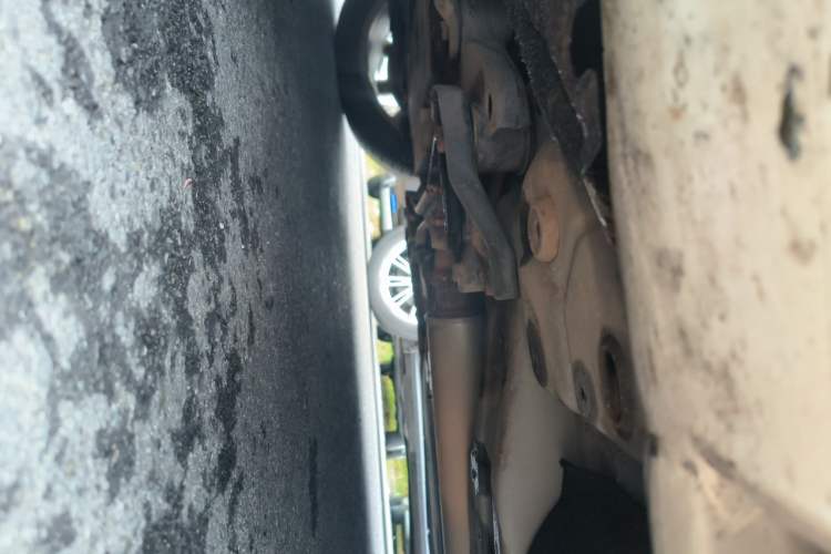 Used Volvo S60 New Energy 2015 S60L E-Drive Hybrid T6 Smart Drive Edition Chassis Front Left