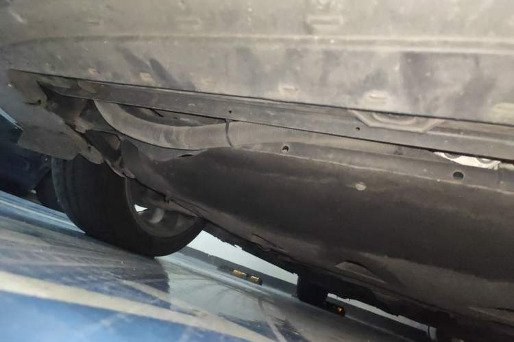 Used Volvo S60 New Energy 2015 S60L E-Drive Hybrid T6 Smart Drive Edition Chassis Front Left