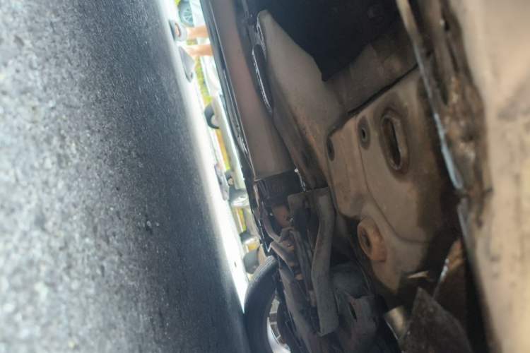Used Volvo S60 New Energy 2015 S60L E-Drive Hybrid T6 Smart Drive Edition Chassis Front Right