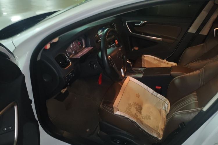 Used Volvo S60 New Energy 2015 S60L E-Drive Hybrid T6 Smart Drive Edition Driver Seat