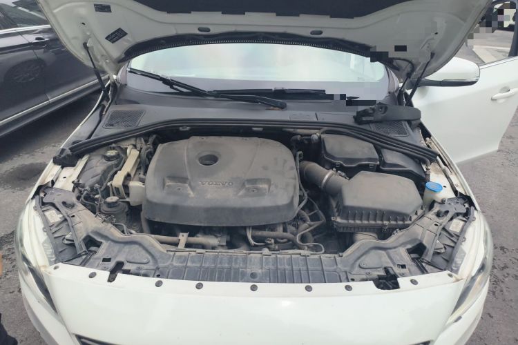 Used Volvo S60 New Energy 2015 S60L E-Drive Hybrid T6 Smart Drive Edition Engine Bay