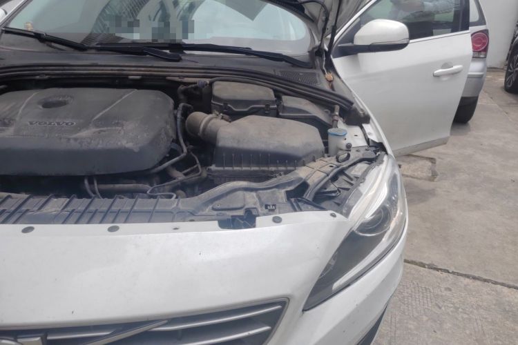 Used Volvo S60 New Energy 2015 S60L E-Drive Hybrid T6 Smart Drive Edition Engine Bay Left