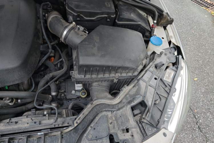 Used Volvo S60 New Energy 2015 S60L E-Drive Hybrid T6 Smart Drive Edition Engine Bay Left