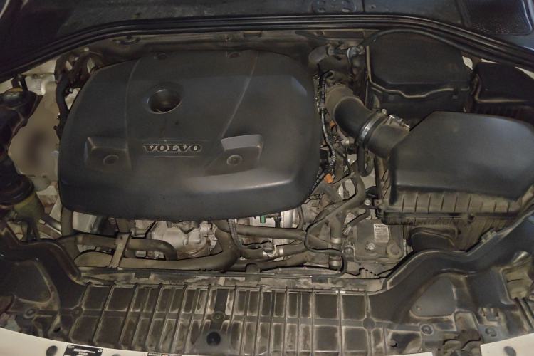 Used Volvo S60 New Energy 2015 S60L E-Drive Hybrid T6 Smart Drive Edition Engine Bay