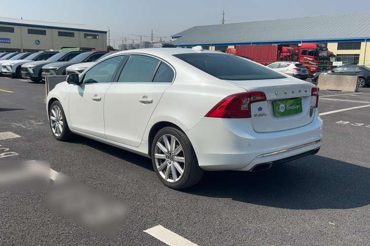 Used Volvo S60 New Energy 2015 S60L E-Drive Hybrid T6 Smart Drive Edition Exterior 4