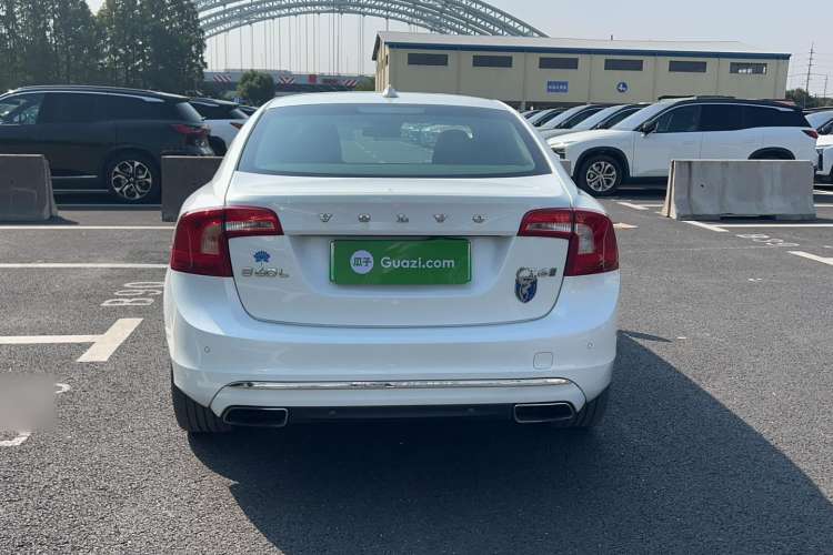 Used Volvo S60 New Energy 2015 S60L E-Drive Hybrid T6 Smart Drive Edition Exterior 5