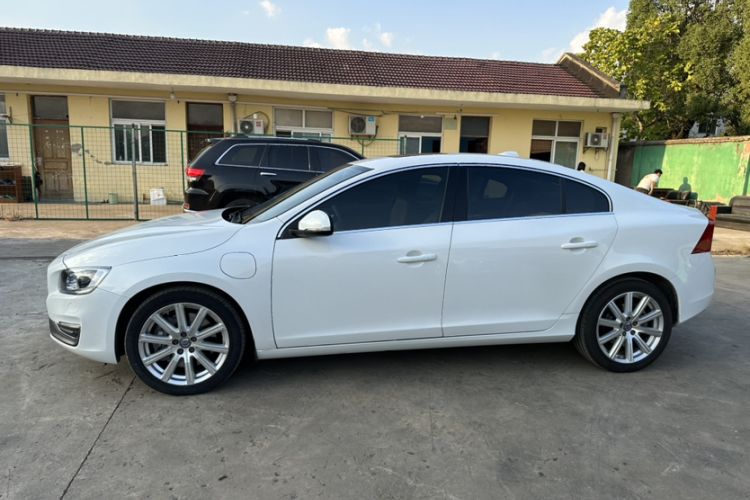 Used Volvo S60 New Energy 2015 S60L E-Drive Hybrid T6 Smart Drive Edition Exterior 6