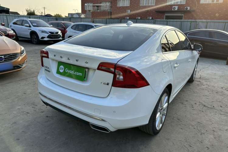 Used Volvo S60 New Energy 2015 S60L E-Drive Hybrid T6 Smart Drive Edition Exterior 8