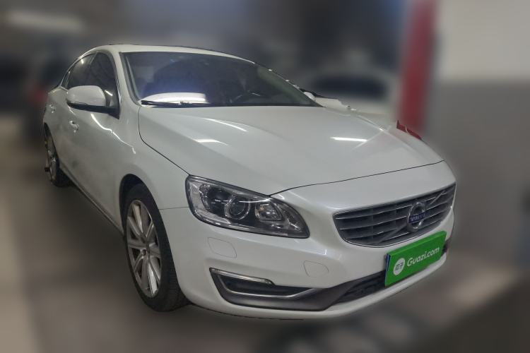 Used Volvo S60 New Energy 2015 S60L E-Drive Hybrid T6 Smart Drive Edition Front Right 45 Deg
