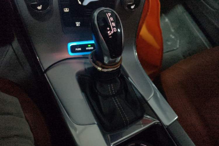 Used Volvo S60 New Energy 2015 S60L E-Drive Hybrid T6 Smart Drive Edition Gear Lever