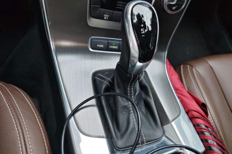 Used Volvo S60 New Energy 2015 S60L E-Drive Hybrid T6 Smart Drive Edition Gear Lever