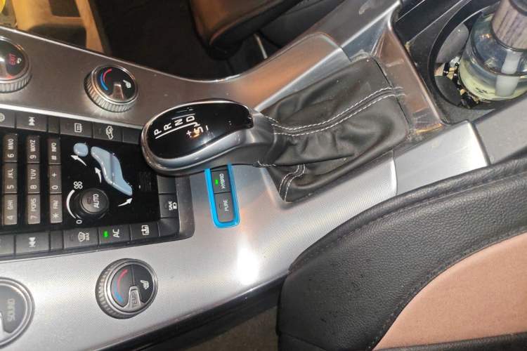 Used Volvo S60 New Energy 2015 S60L E-Drive Hybrid T6 Smart Drive Edition Gear Lever
