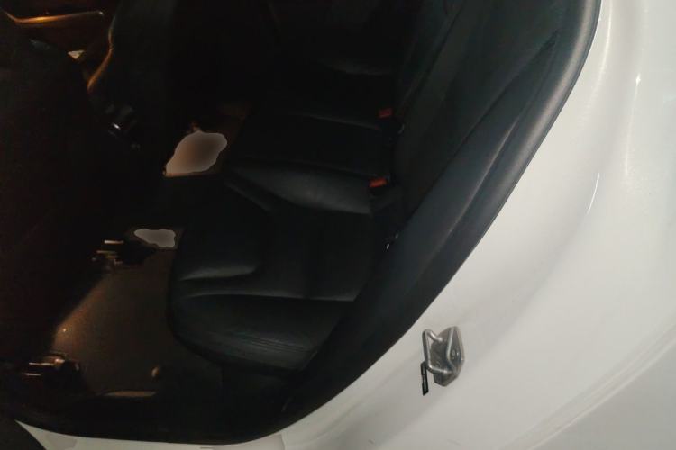 Used Volvo S60 New Energy 2015 S60L E-Drive Hybrid T6 Smart Drive Edition Left Rear Seat