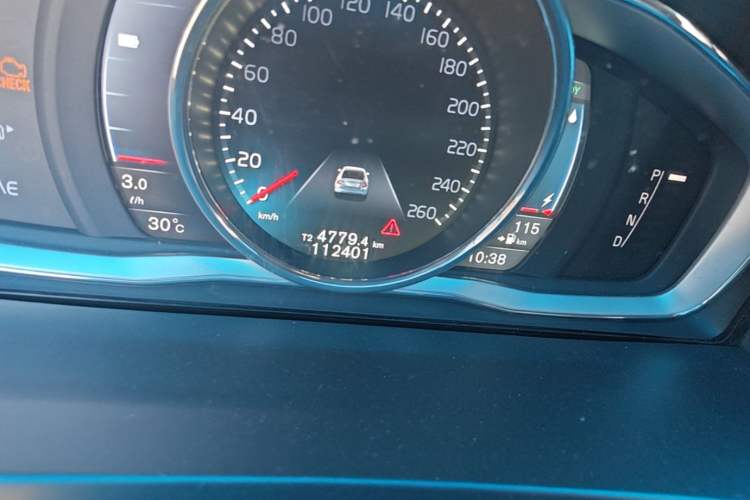 Used Volvo S60 New Energy 2015 S60L E-Drive Hybrid T6 Smart Edition Odometer Close Up