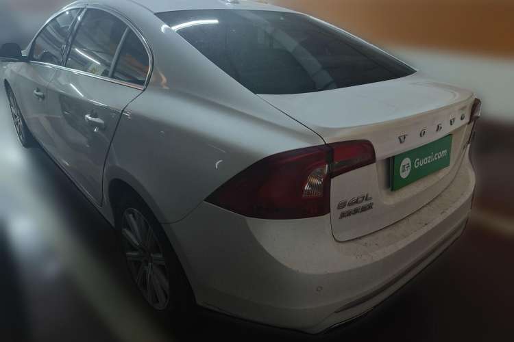 Used Volvo S60 New Energy 2015 S60L E-Drive Hybrid T6 Smart Drive Edition Rear Left 45 Deg