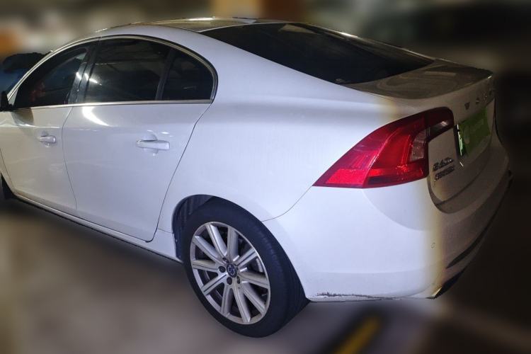 Used Volvo S60 New Energy 2015 S60L E-Drive Hybrid T6 Smart Drive Edition Rear Left 45 Deg