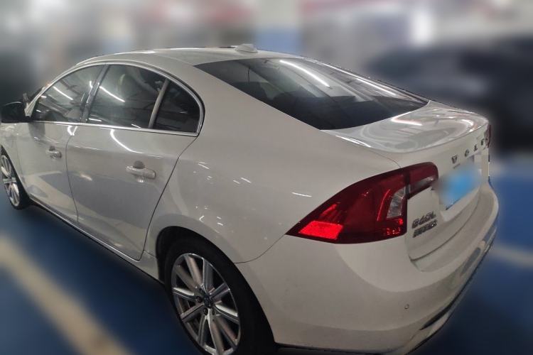 Used Volvo S60 New Energy 2015 S60L E-Drive Hybrid T6 Smart Drive Edition Rear Left 45 Deg