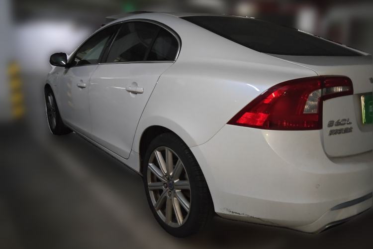 Used Volvo S60 New Energy 2015 S60L E-Drive Hybrid T6 Smart Drive Edition Rear Left 45 Deg