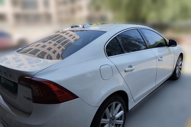 Used Volvo S60 New Energy 2015 S60L E-Drive Hybrid T6 Smart Drive Edition Rear Right 45 Deg