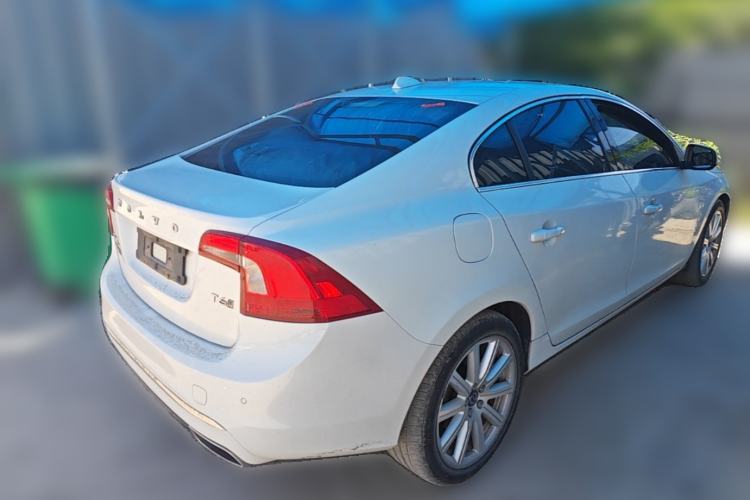 Used Volvo S60 New Energy 2015 S60L E-Drive Hybrid T6 Smart Edition Rear Right 45 Deg