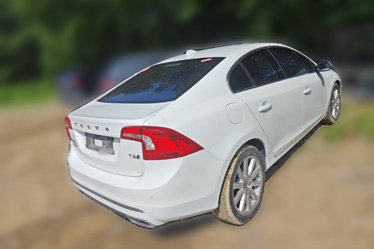 Used Volvo S60 New Energy 2015 S60L E-Drive Hybrid T6 Smart Edition Rear Right 45 Deg