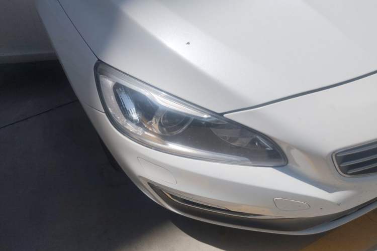 Used Volvo S60 New Energy 2015 S60L E-Drive Hybrid T6 Smart Drive Edition Right Front Headlight