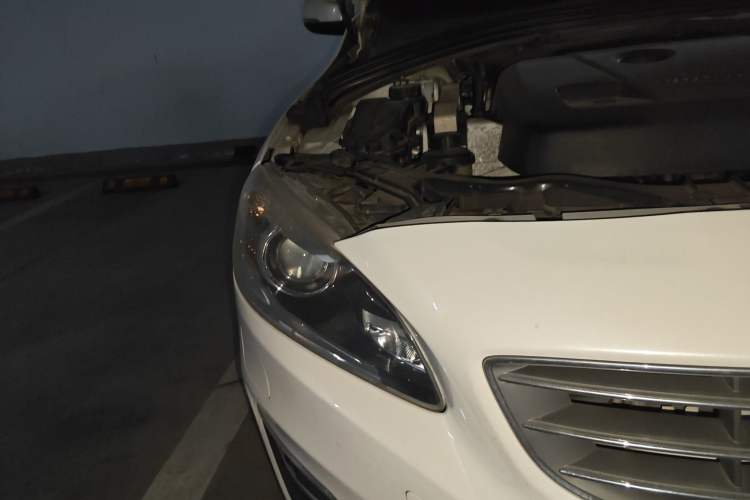 Used Volvo S60 New Energy 2015 S60L E-Drive Hybrid T6 Smart Drive Edition Right Front Headlight
