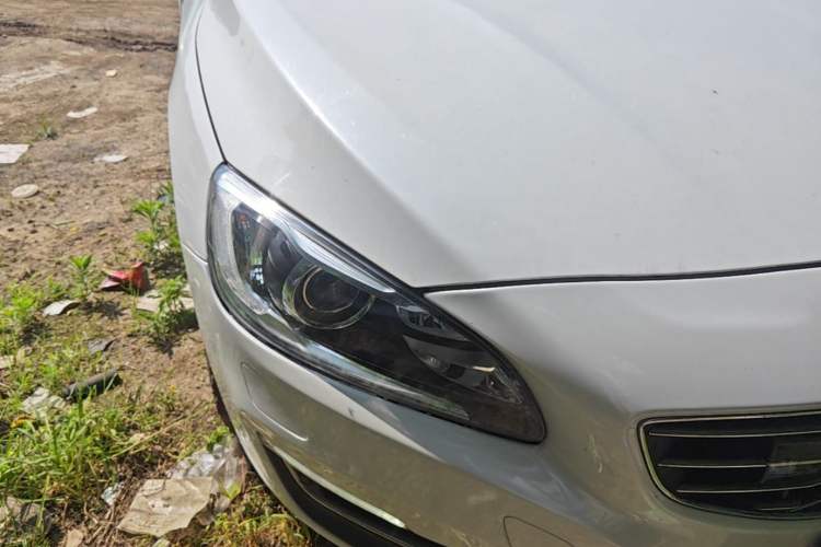 Used Volvo S60 New Energy 2015 S60L E-Drive Hybrid T6 Smart Edition Right Front Headlight