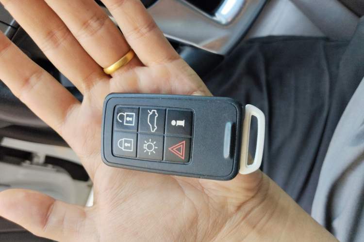Used Volvo S60 New Energy 2015 S60L E-Drive Hybrid T6 Smart Drive Edition Vehicle Key
