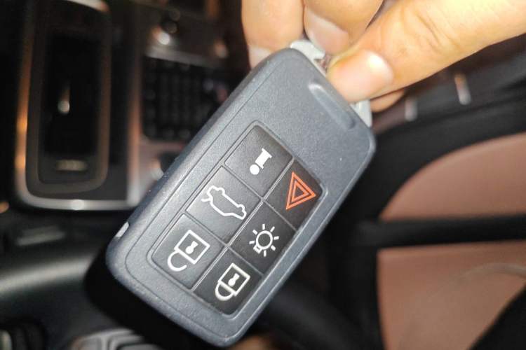 Used Volvo S60 New Energy 2015 S60L E-Drive Hybrid T6 Smart Drive Edition Vehicle Key