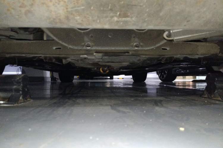 Used Volvo S60 New Energy 2015 S60L E-Drive Hybrid T6 Smart Drive Edition Chassis Rear