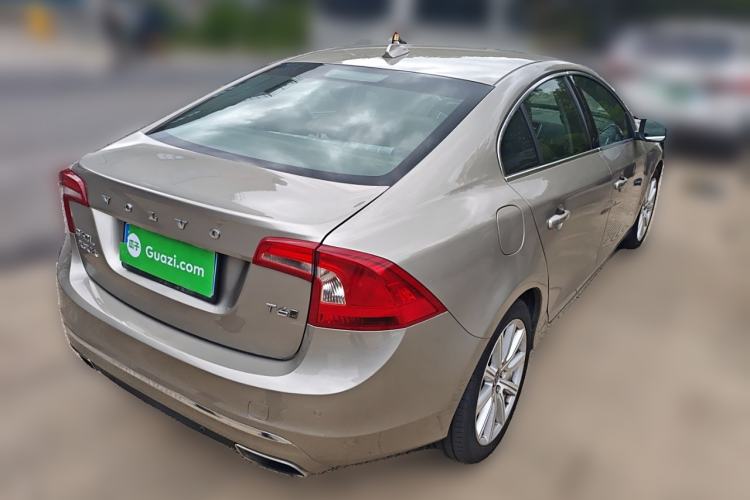 Used Volvo S60 New Energy 2015 S60L E-Drive Hybrid T6 Smart Drive Edition Rear Right 45 Deg