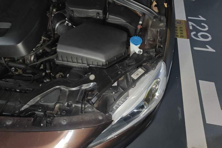 Used Volvo S60 New Energy 2018 S60L E-Drive Hybrid T6 Progressive Edition Engine Bay Left