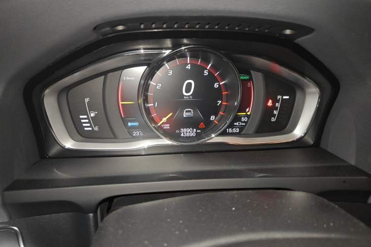Used Volvo S60 New Energy 2018 S60L E-Drive Hybrid T6 Progressive Edition Instrument Cluster