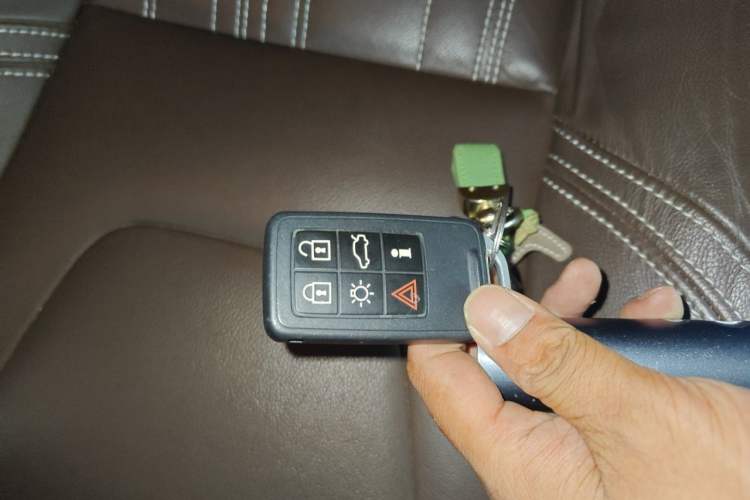 Used Volvo S60 New Energy 2018 S60L E-Drive Hybrid T6 Progressive Edition Vehicle Key